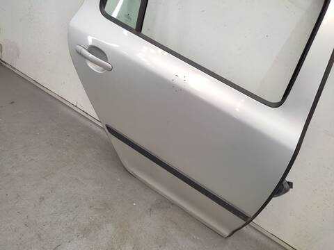 Foto 2ª: Puerta Trasera Derecha Skoda Octavia 2.0 FSI 150CV 110KW [BLX] (2005)