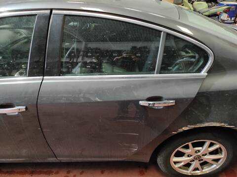 Puerta Trasera Izquierda Opel Insignia A18XER BERLINA