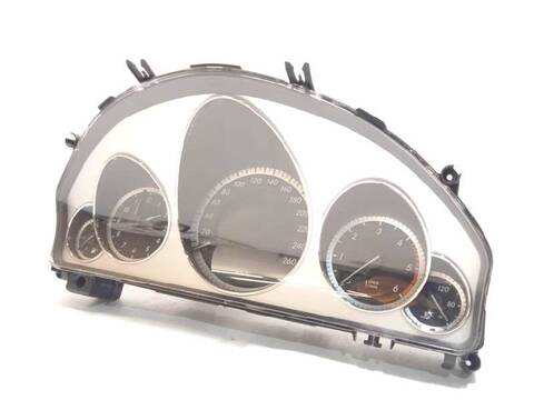 Foto 2ª: Cuadro de Instrumentos Mercedes Clase E 180 250 CDI BLUEEFFICIENCY 212.003) 204CV 150KW [651924] (2010)