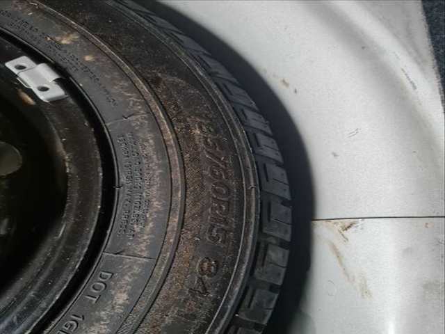 Foto 2ª: Rueda Volkswagen Polo ADVANCE 90CV 66KW [CAYB] (2012)