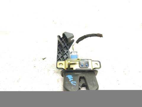 Cerradura Maletero Portón Audi A4 2.0 BERLINA 130CV 96KW