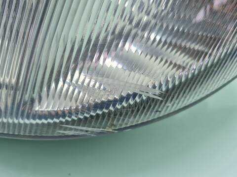 Foto 4ª: Faro Izquierdo Mercedes Sprinter 208 CDI 901.6/902.661-662) 82CV 60KW CAJA CERRADA [611987] (2002)