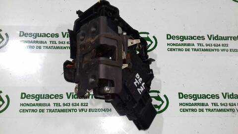 Cerradura Puerta Delantera Izquierda Ford Focus TREND BERLINA 115CV 85KW