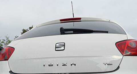 Portón Seat Ibiza FR 1 75CV
