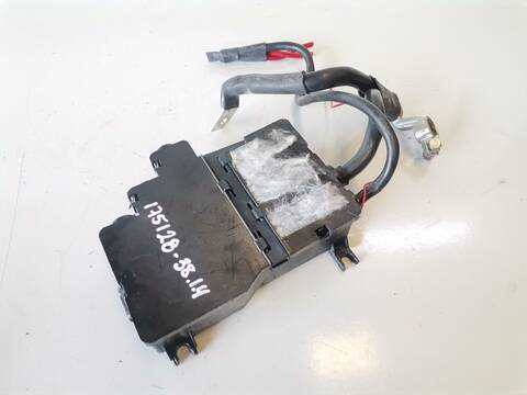 Caja Reles Fusibles Volkswagen Phaeton TDI V6 4MOTION 4 ASIENTOS) 224CV