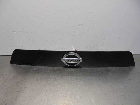 Maneta Exterior Portón Nissan Micra ACENTA 101CV 74KW