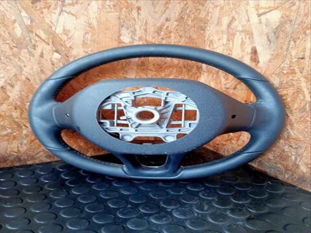 Foto 3ª: Volante Peugeot 208 ACCESS 1 VTI 68CV (2012)