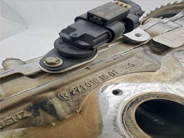 Foto 2ª: Culata Mercedes Sprinter 209 CDI