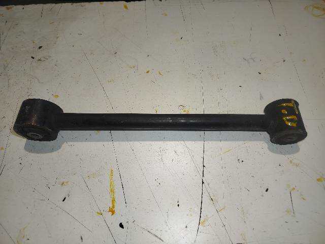 Brazo Suspension Trasero Derecho Mitsubishi Montero 1.8 GDI IO PININ
