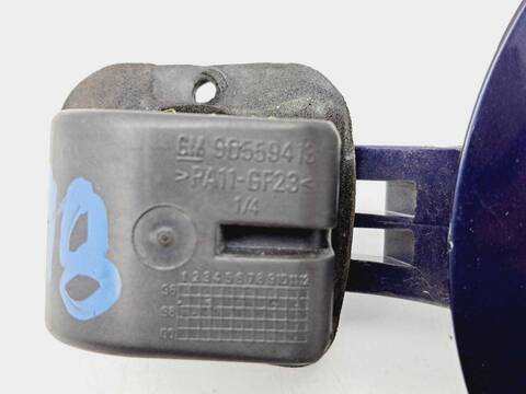 Foto 2ª: Tapa Exterior Combustible Opel Astra CLUB BERLINA 75CV 55KW [X16SZR] (1998)