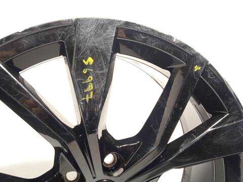 Foto 3ª: LLanta Chapa Volkswagen Taigo 1.5 TSI 150CV 110KW [DXDB] (2024)