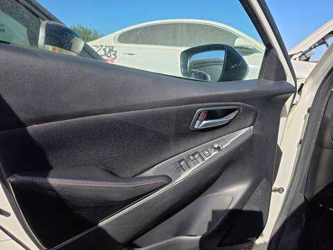 Tapizados Cartoneras Mazda 2 ZENITH 116CV 85KW