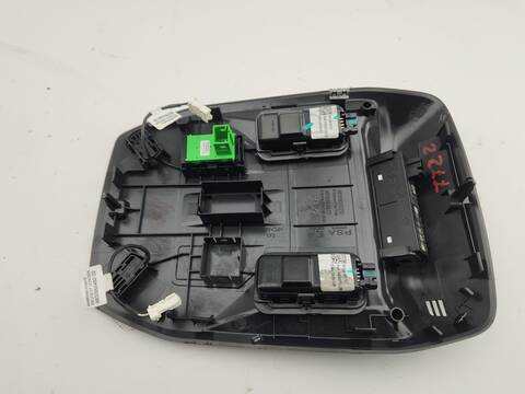 Foto 3ª: Luz Interior Citroen C5 1.6 PLUG-IN FEEL 150CV [5G06] (2024)