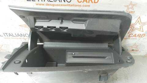 Foto 4ª: Guantera Opel Astra BUSINESS 110CV 81KW [B16DTE] (2017)