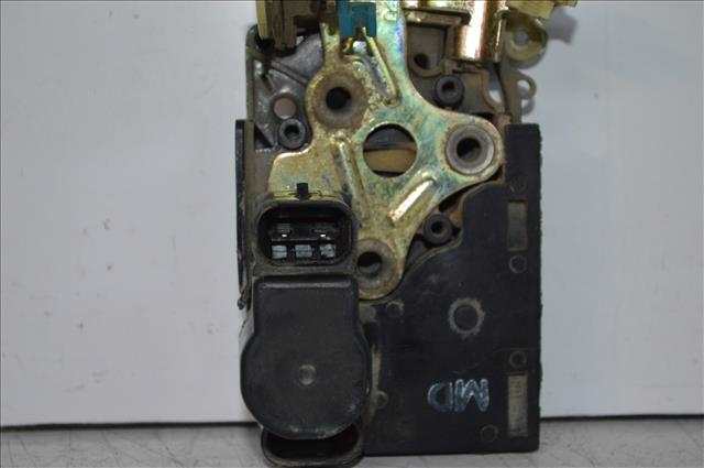 Foto 4ª: Cerradura Puerta Delantera Derecha Daewoo Nubira 1.6 G 2000-2003 [A16DMS] (2001)