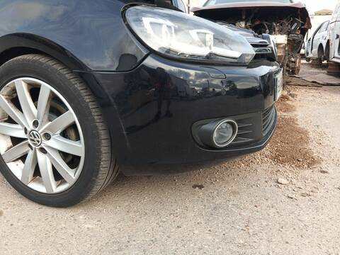 Foto 2ª: Paragolpes Delantero Volkswagen Golf 1.6 TDI 105CV 77KW [CAYC] (2011)