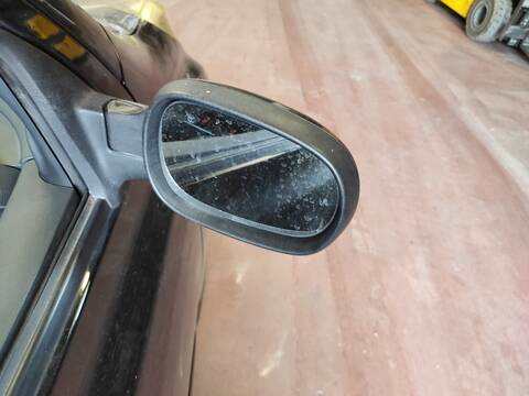 Retrovisor Derecho Nissan Micra K9K276