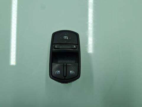 Botonera Elevalunas Opel Corsa CATCH ME 75CV 55KW