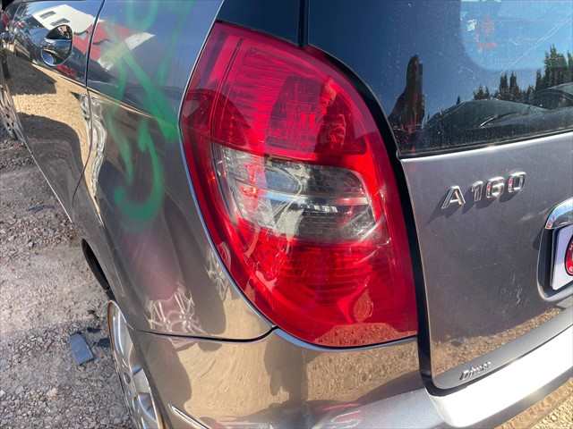 Foto 3ª: Piloto Trasero Izquierdo Mercedes Clase A 160 2.0 CDI 82cv [640942] (2011)