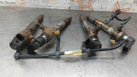 Foto 2ª: Inyectores Renault Megane EMOTION BERLINA 106CV 78KW II BERLINA 5P [K9K P7] (2006)