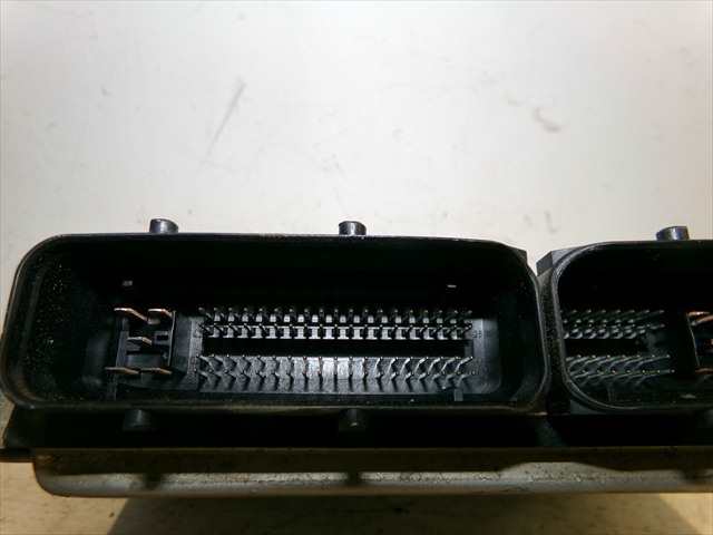 Foto 3ª: Centralita Motor ECU Skoda Octavia 1.9 TDI 1996-2004 [ALH] (2004)