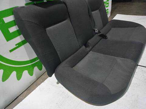 Foto 3ª: Asientos Traseros Opel Astra ESSENTIA 90CV [Z14XEP] (2004)