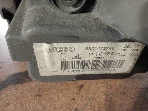 Foto 3ª: Faro Derecho Iveco Daily FG 33 S ... V BATALLA 3000 126CV [F1CFL411WE] (2014)