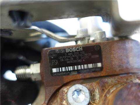 Foto 3ª: Bomba Inyeccion Citroen C4 1.6 HDI BERLINA 90CV 66KW [9HX (DV6ATED4)] (2006)