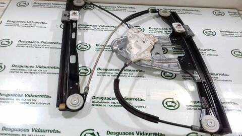 Foto 3ª: Elevalunas Eléctrico Delantero Derecho Mercedes Clase C 160 220 CDI 203.006) BERLINA 143CV 105KW [OM 611.962] (2004)