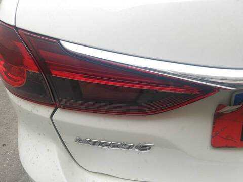 Piloto Portón Izquierdo Mazda 6 SHY1 FAMILIAR