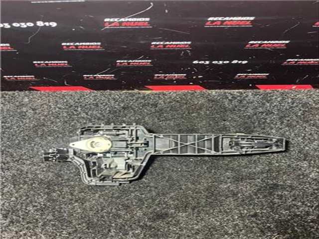 Foto 2ª: Maneta Exterior Delantera Izquierda Mercedes Vito 109/110/111/114 CDI BASE FWD COMPACTA 114CV 84KW [R9M]