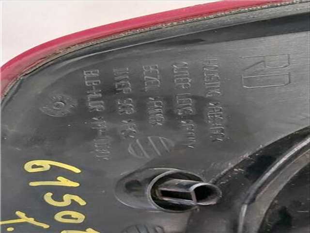 Foto 3ª: Piloto Trasero Derecho Nissan Primera 1.9 DCI BERLINA 120CV 88KW [D-F9Q] (2004)