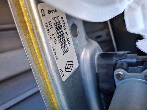 Elevalunas Manual Trasero Izquierdo Renault Kadjar XMOD 110CV 81KW
