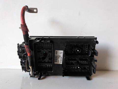 Foto 2ª: Caja Reles Fusibles Opel Astra ENJOY 1.7 16V CDTI 110CV (2009)