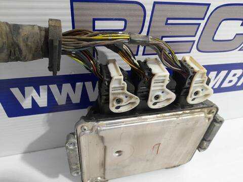 Foto 3ª: Centralita Motor ECU Mazda 3 1.6 CD DIESEL CAT 109CV [Y601] (2003)