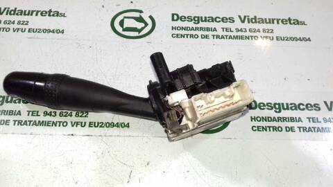 Foto 2ª: Mando Luces Toyota Rav4 2.0 TD CAT 116CV 85KW [1CDFTV] (2001)
