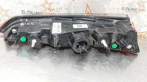 Foto 3ª: Piloto Portón Derecho Renault Captur TECHNO 140CV 103KW [H5H 490] (2022)