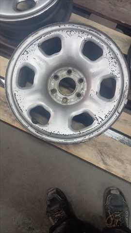 LLanta Chapa Nissan Navara 2.5 D D40 4P