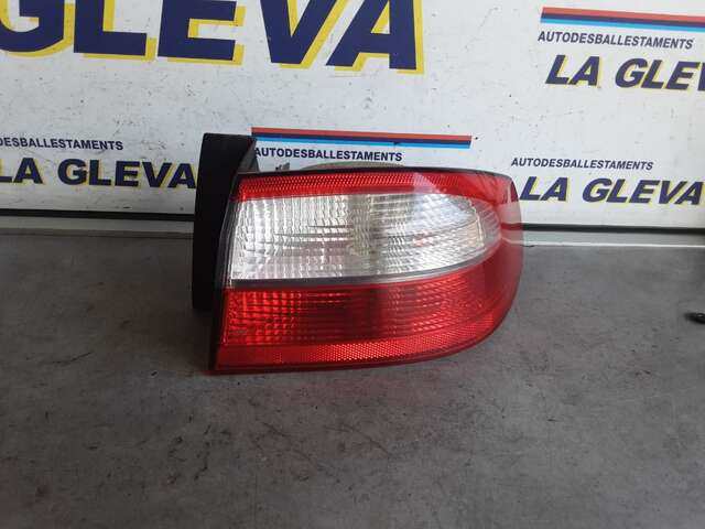 Piloto Trasero Izquierdo Renault Laguna 1.6 16V