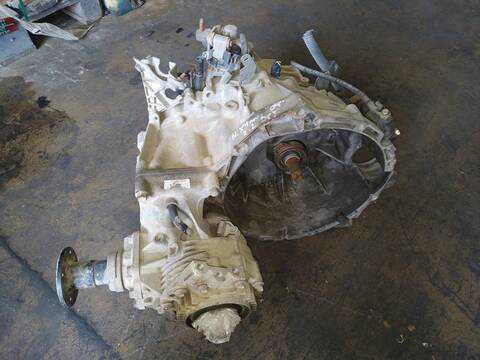 Foto 4ª: Caja Cambios Nissan X-Trail 2.2 DCI DIESEL CAT 136CV 100KW T30) (2001)