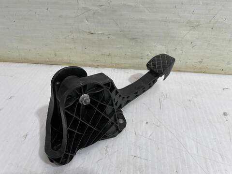 Foto 2ª: Pedal Embrague Skoda Yeti ACTIVE 105CV [CBZB] (2009)