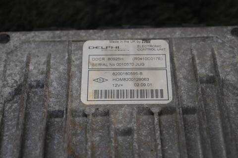 Foto 3ª: Centralita Motor ECU Renault Clio AUTHENTIQUE 58CV 43KW (2007)