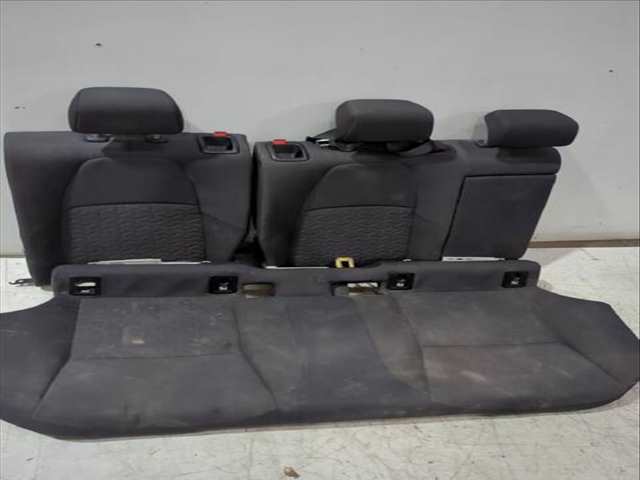 Asientos Traseros Toyota Corolla 1.8 HYBRID ZWE211) 122CV