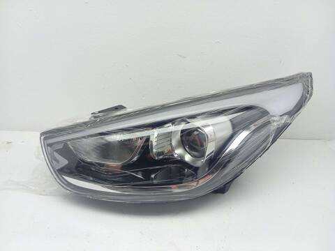 Faro Izquierdo Hyundai ix35 1.7 CRDI 116CV 85KW