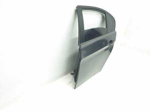 Foto 2ª: Puerta Trasera Izquierda Bmw Serie 3 315 2.0 16V DIESEL 163CV 184CV [204D4] (2004)