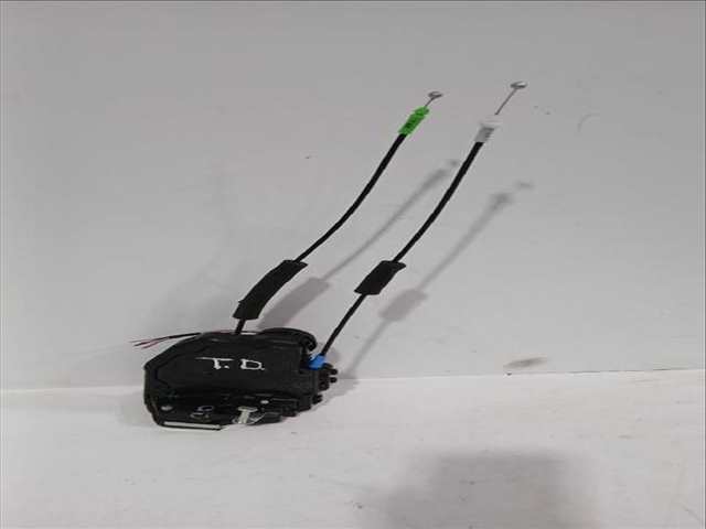 Foto 2ª: Cerradura Puerta Trasera Derecha Toyota Corolla 1.8 VVTI HYBRID ZWE219) HATCHBACK 140CV [2ZR-FXE] (2018)