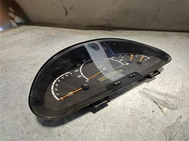 Foto 2ª: Cuadro de Instrumentos Mercedes Clase C 160 2.2 C 200 CDI (LA)(203.007) [2.2 LTR. - 90 KW CDI CAT]
