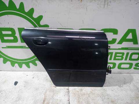Foto 1ª: Puerta Trasera Derecha Audi A4 2.5 TDI 120KW) BERLINA 163CV (2004)