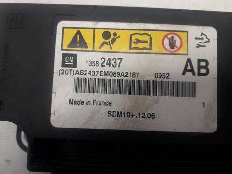 Foto 3ª: Centralita Airbag Opel Astra 1.7 16V CDTI 125CV 92KW (2012)
