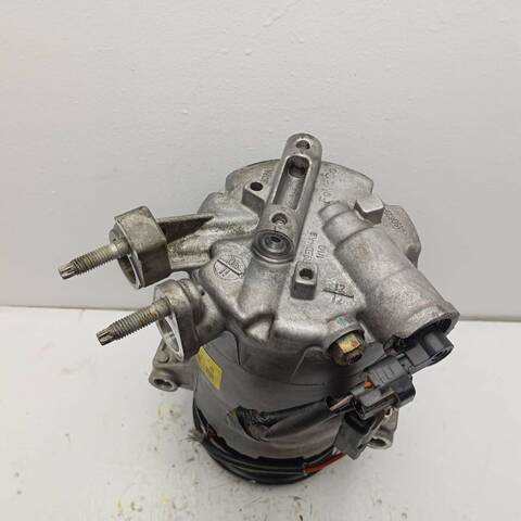 Foto 2ª: Compresor Aire Acondicionado Ford Focus TREND 101CV 74KW [M2DA] (2013)